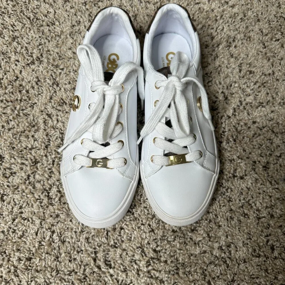 GBG Los Angeles Sneakers🍒 - Picture 2 of 5